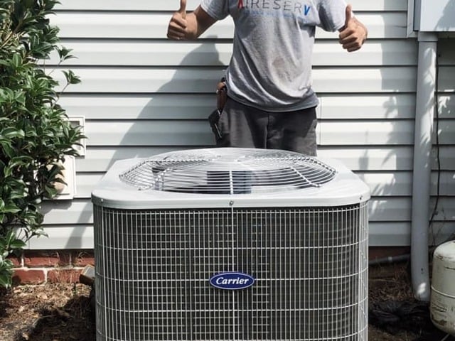AC Unit with Service Professional