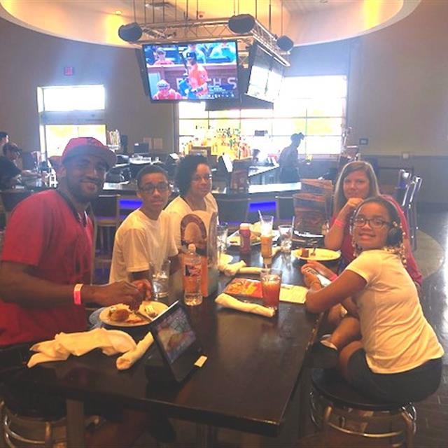 Aire Serv family at a restaurant.