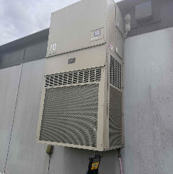 Mounted outdoor commercial HVAC unit