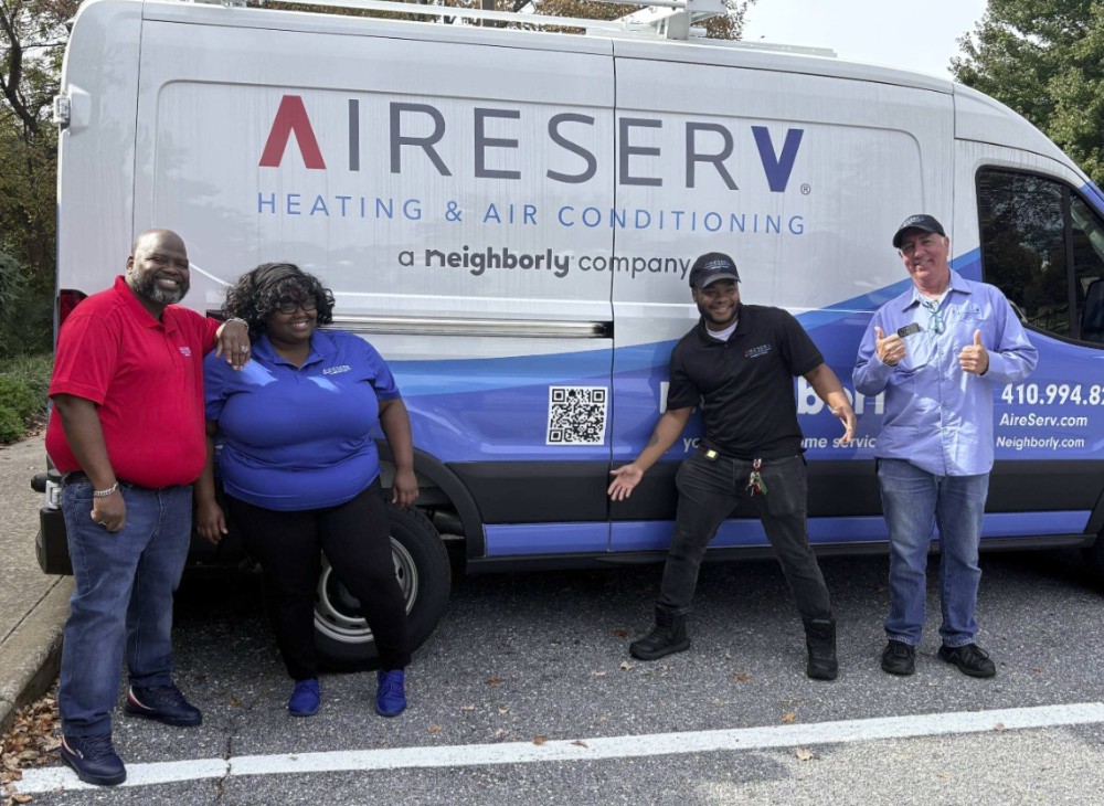 Team Picture Infront of Van