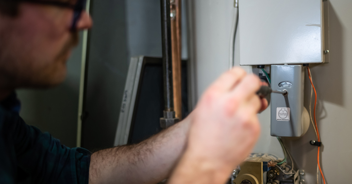 Specialist fixing AC panel